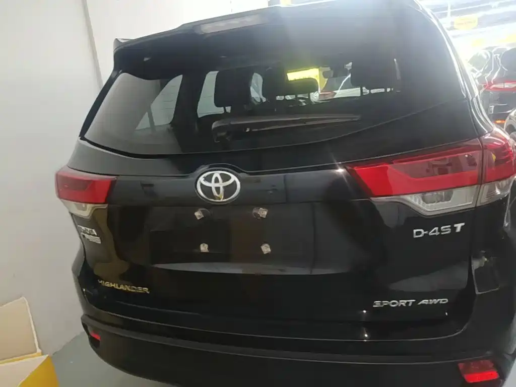 Toyota Highlander — миниатюра 6