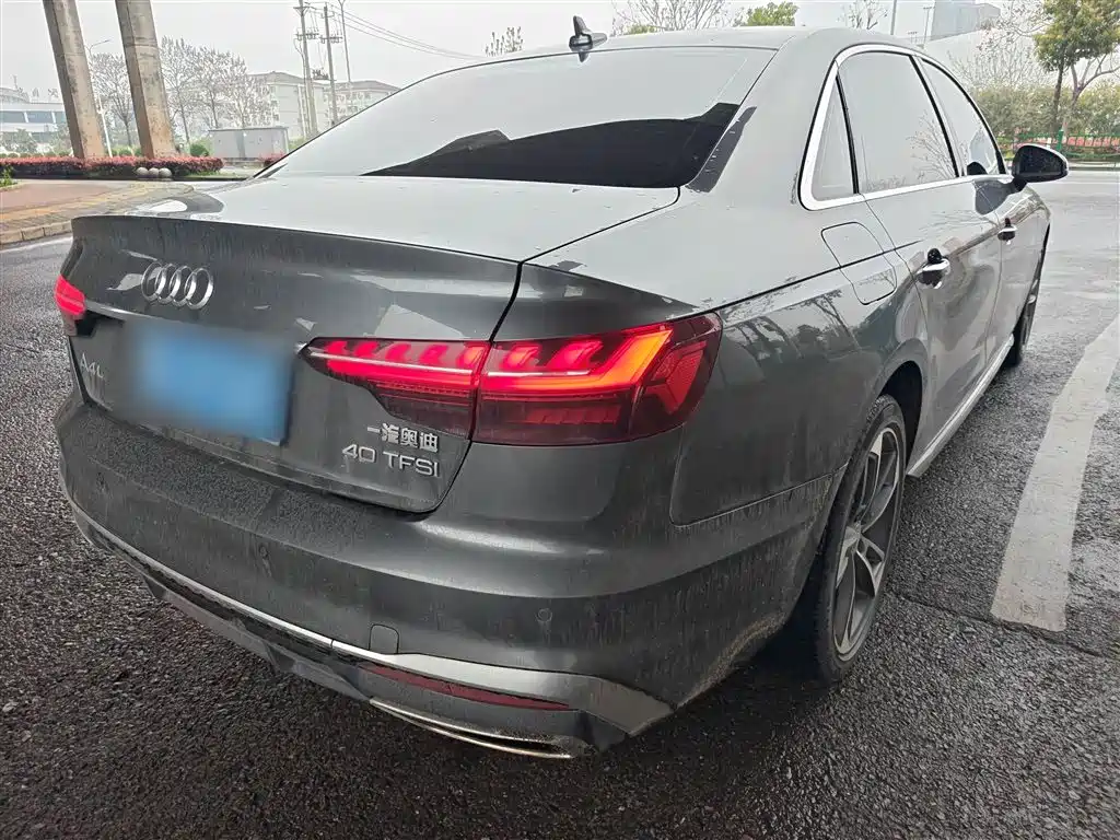 Audi A4L 2022 40 TFSI Fashion