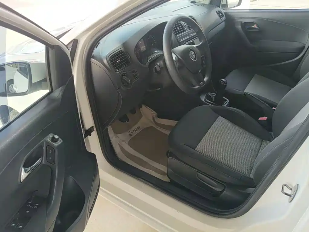 Volkswagen Polo — миниатюра 16