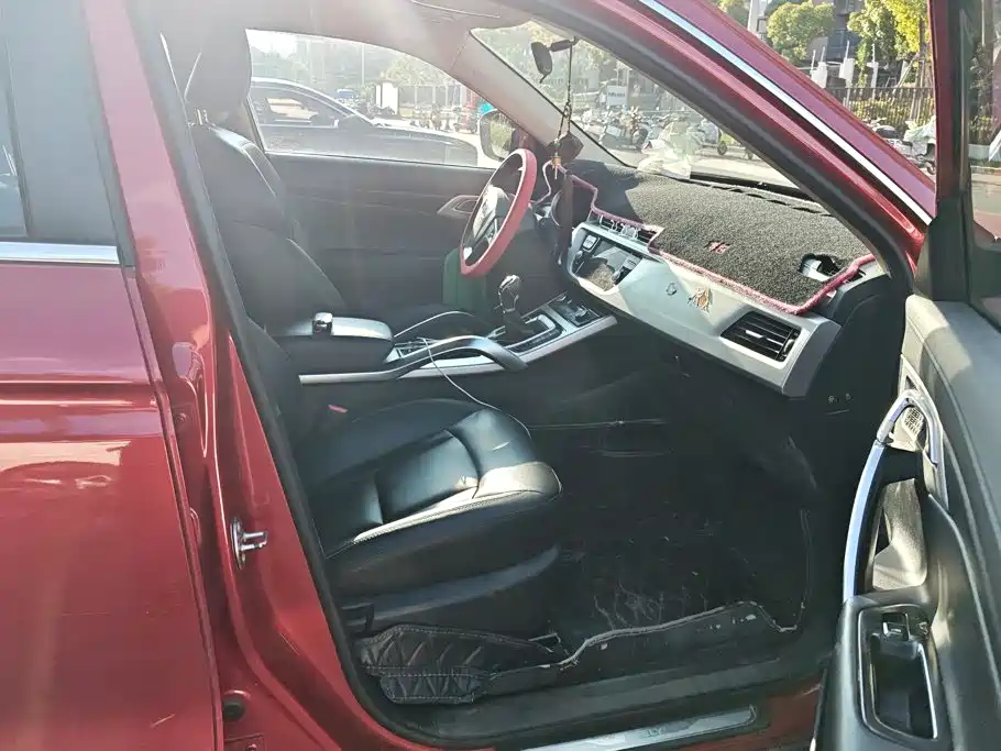 Geely Boyue — миниатюра 8