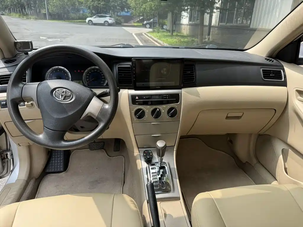 Toyota Corolla — миниатюра 6