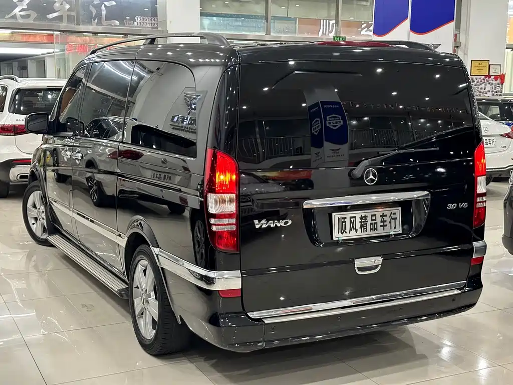 Mercedes-Benz Viano — миниатюра 4