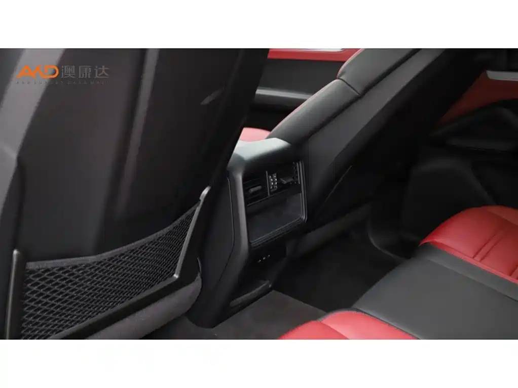 Porsche Cayenne — миниатюра 9