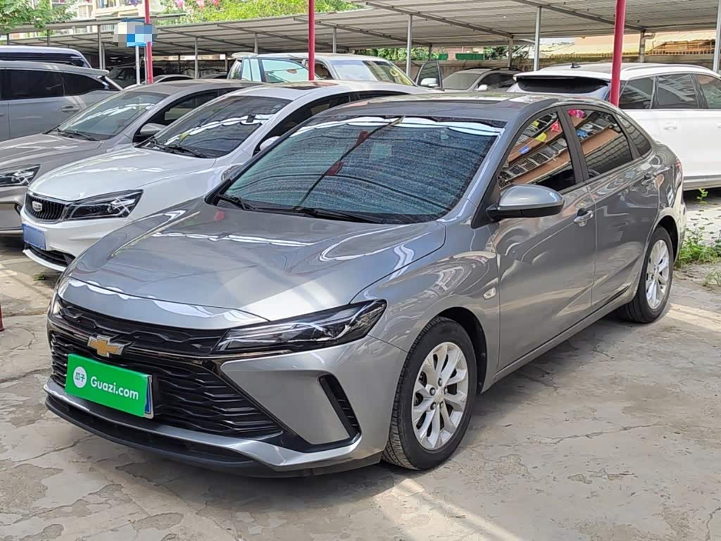 Chevrolet Monza 1.5 л 2022 г. Серебристо-серый, пробег 27599 км