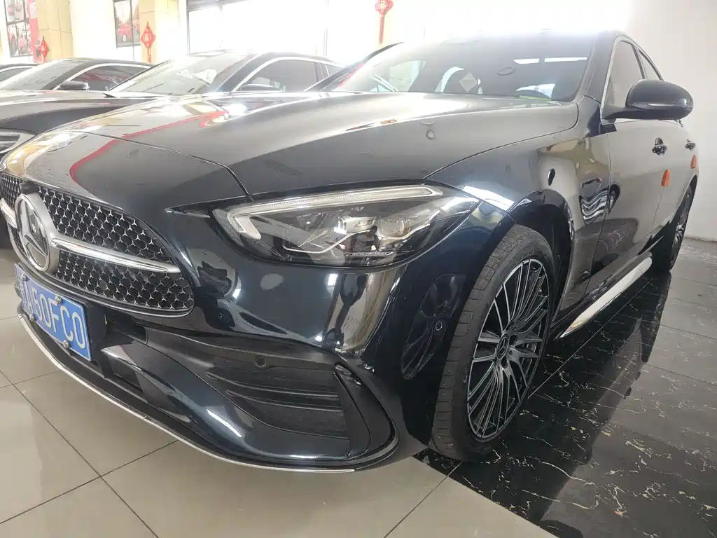 Mercedes-Benz C-Class 2022