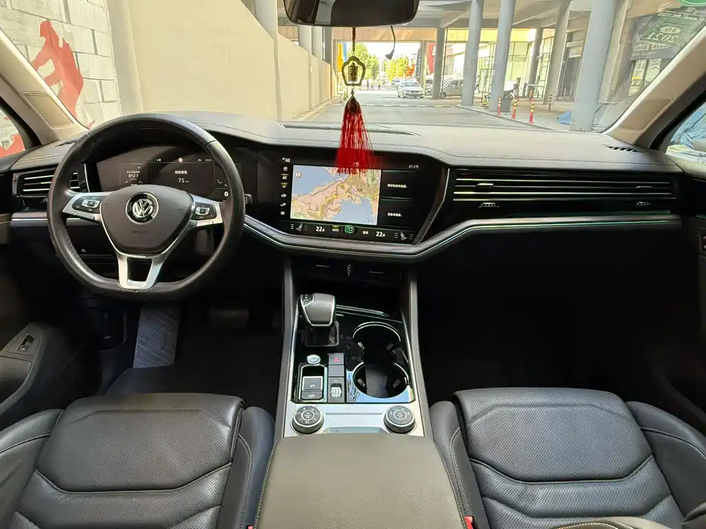 Volkswagen Touareg — миниатюра 7