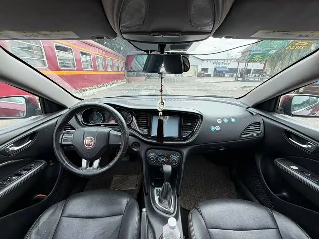 Fiat Viaggio — миниатюра 5