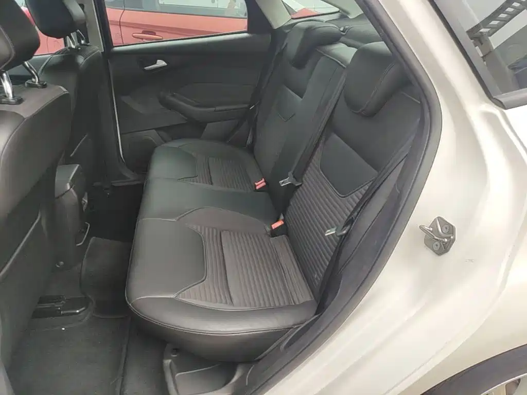 Ford Focus — миниатюра 17