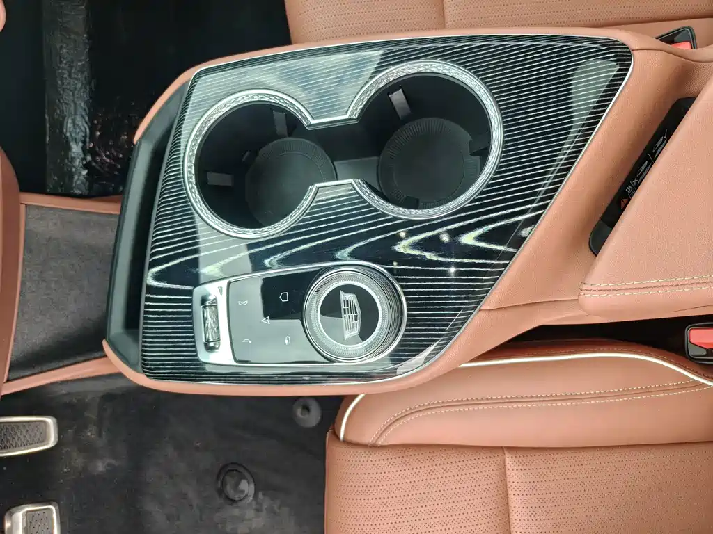 Cadillac IQ — миниатюра 20