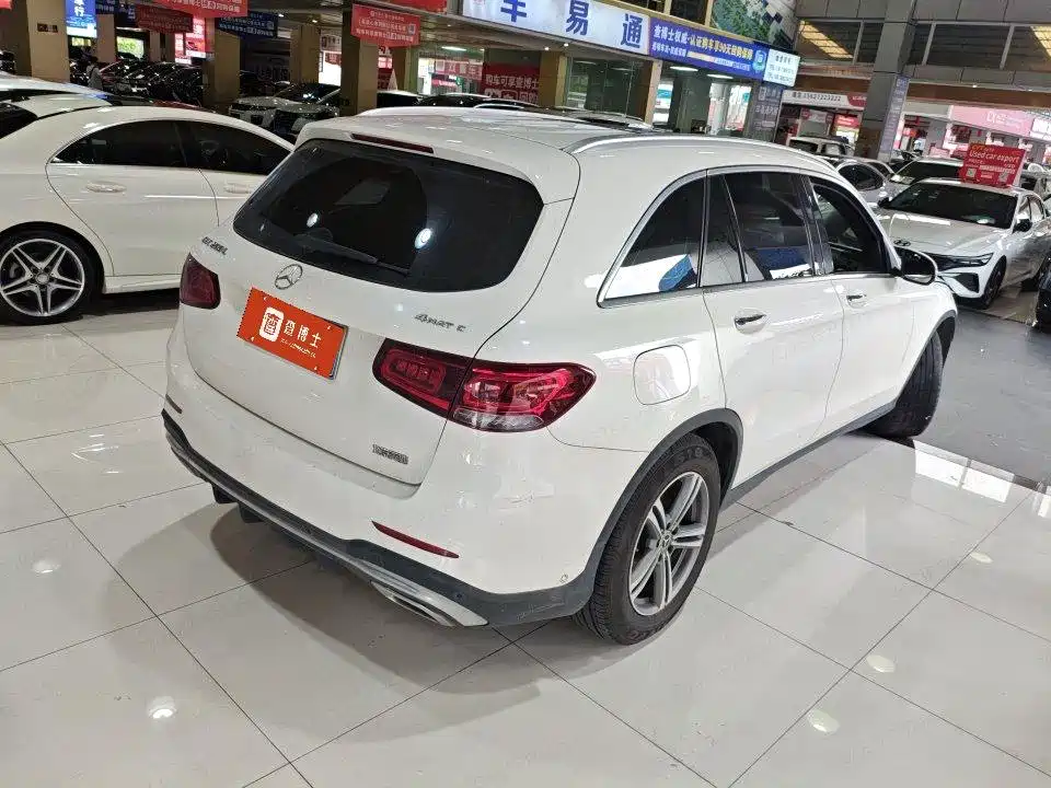 Mercedes-Benz GLC — миниатюра 7