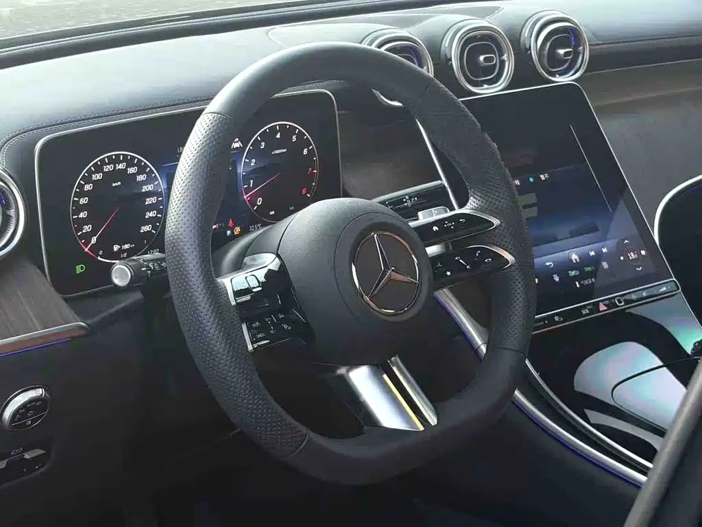 Mercedes-Benz GLC — миниатюра 6