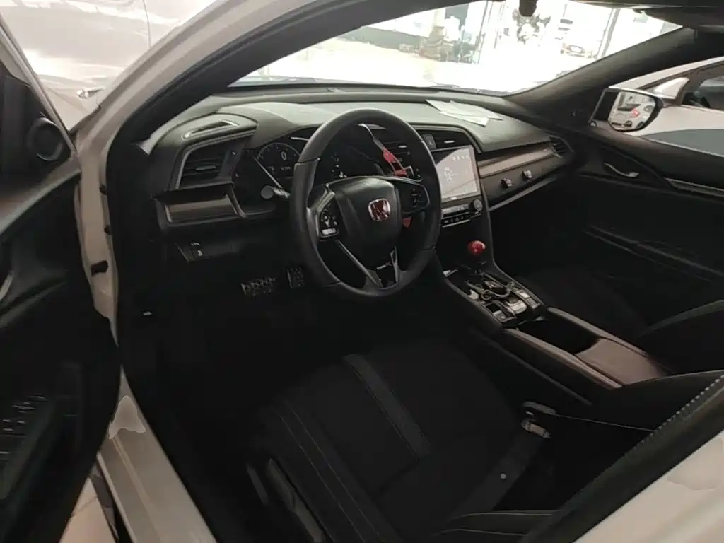 Honda Civic — миниатюра 16
