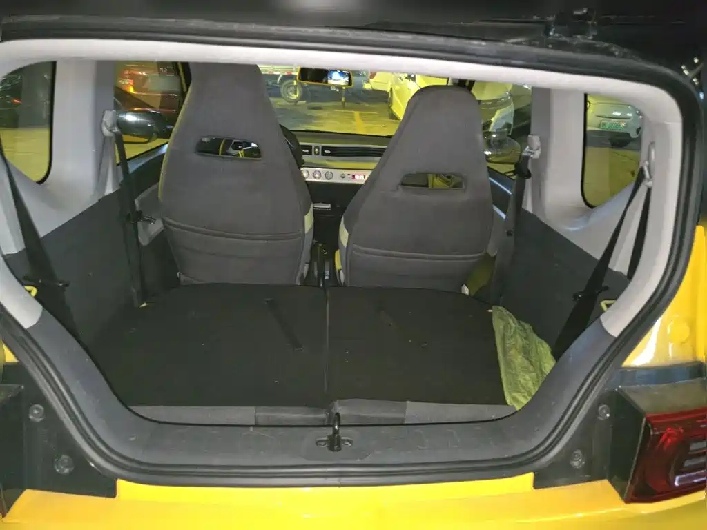 Wuling MINIEV — миниатюра 10