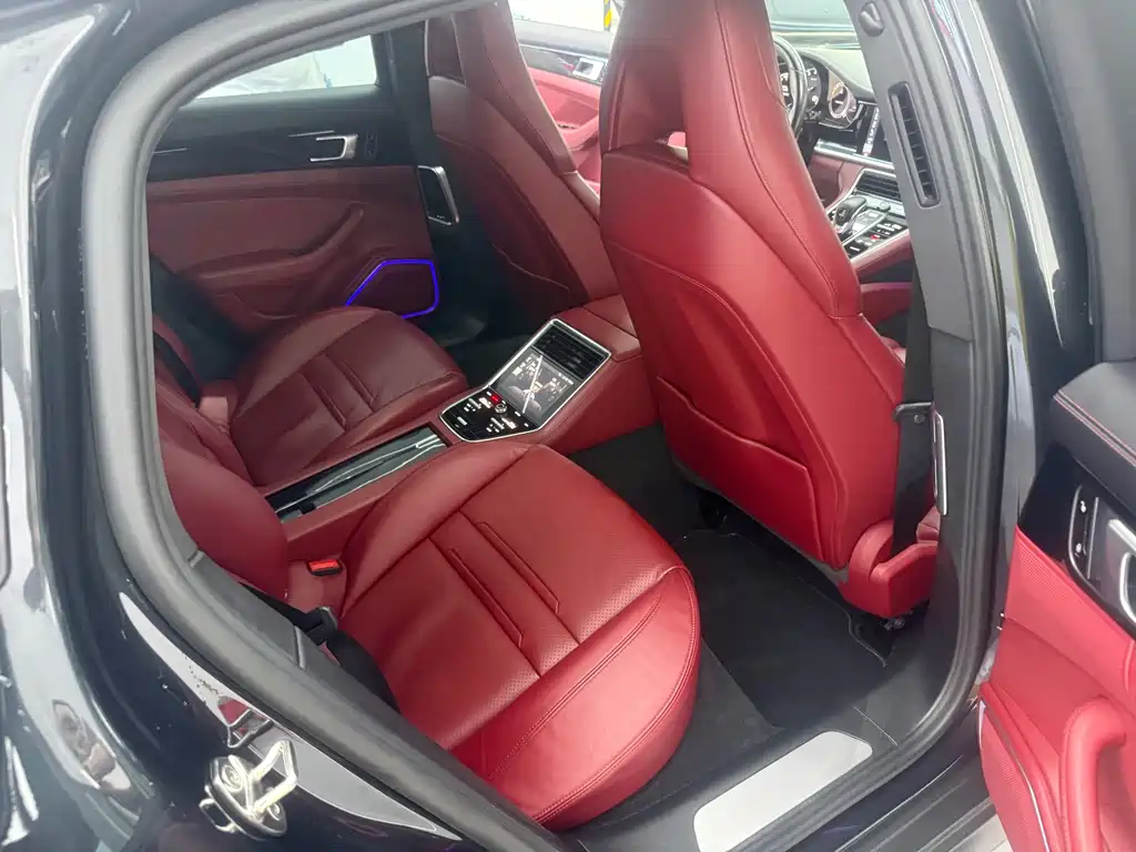 Porsche Panamera — миниатюра 5
