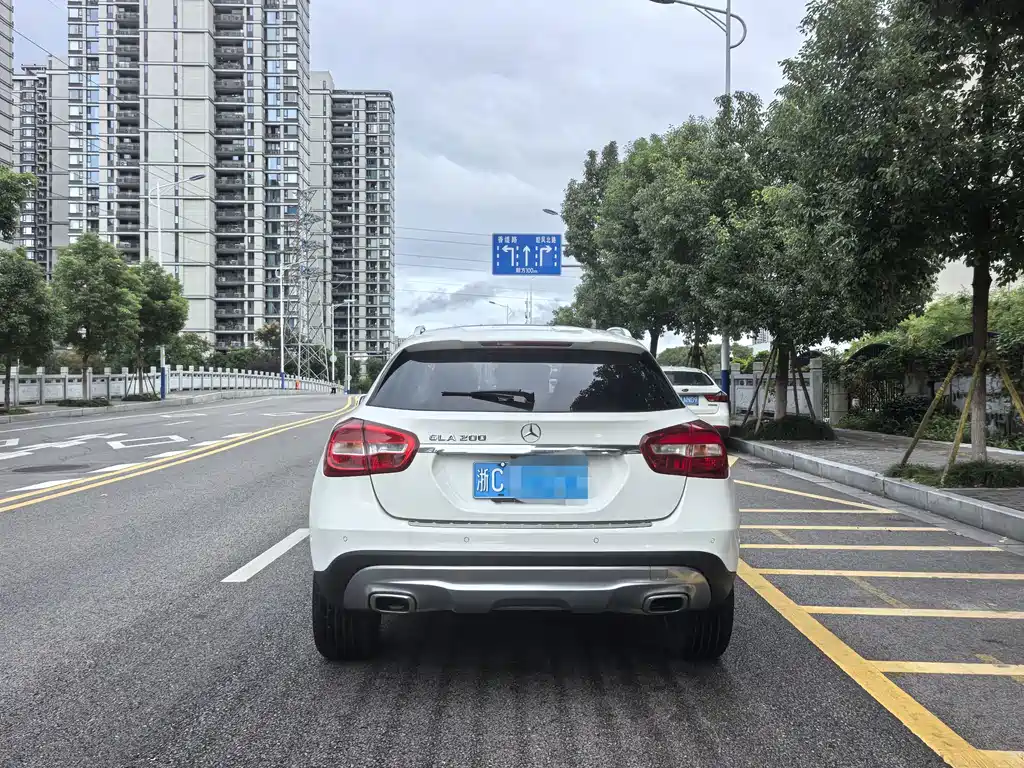Mercedes-Benz GLA — миниатюра 5