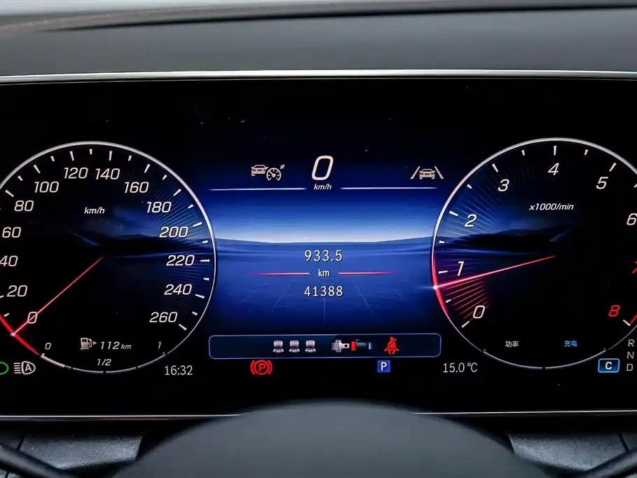 Mercedes-Benz GLC 2025 GLC 260 L 4MATIC Luxury
