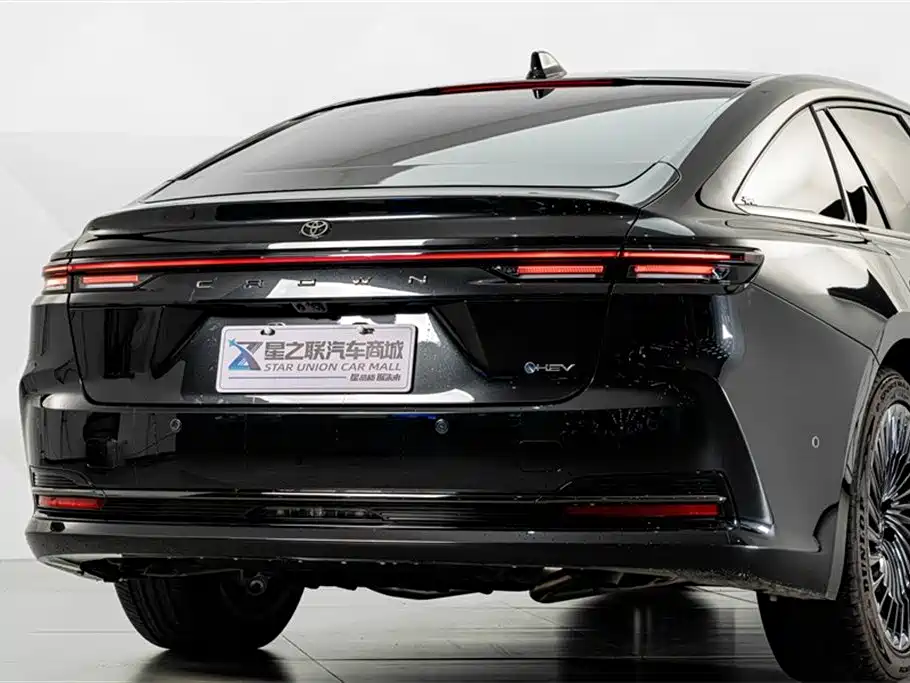Toyota Crown 2024 2.5L