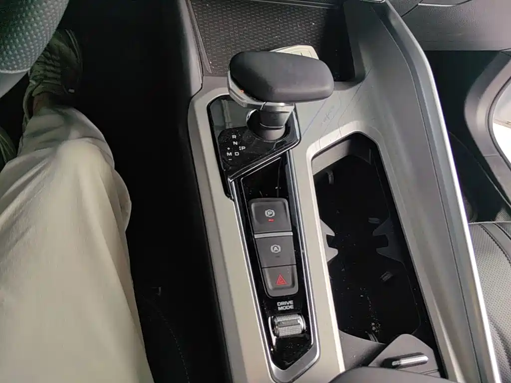 Geely Xingrui — миниатюра 14