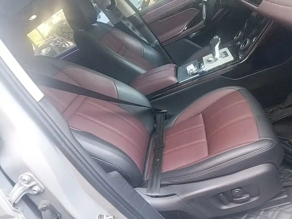 Land Rover Evoque — миниатюра 25
