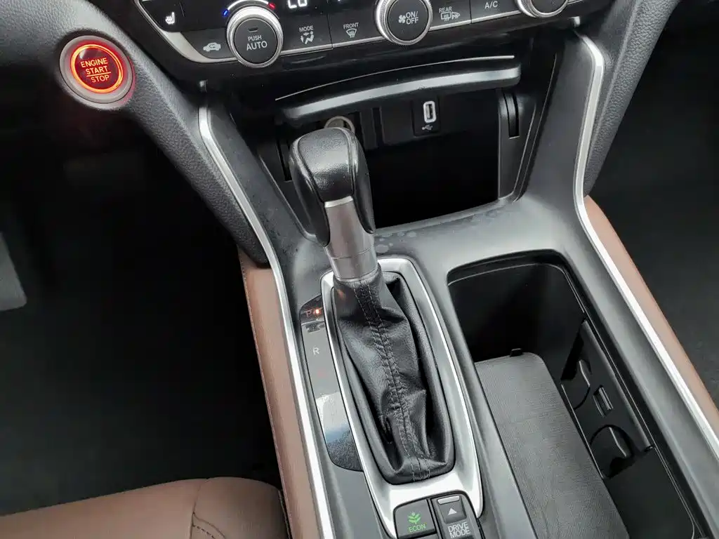 Honda Inspire — миниатюра 13