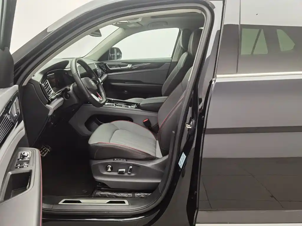 Volkswagen Teramont — миниатюра 10
