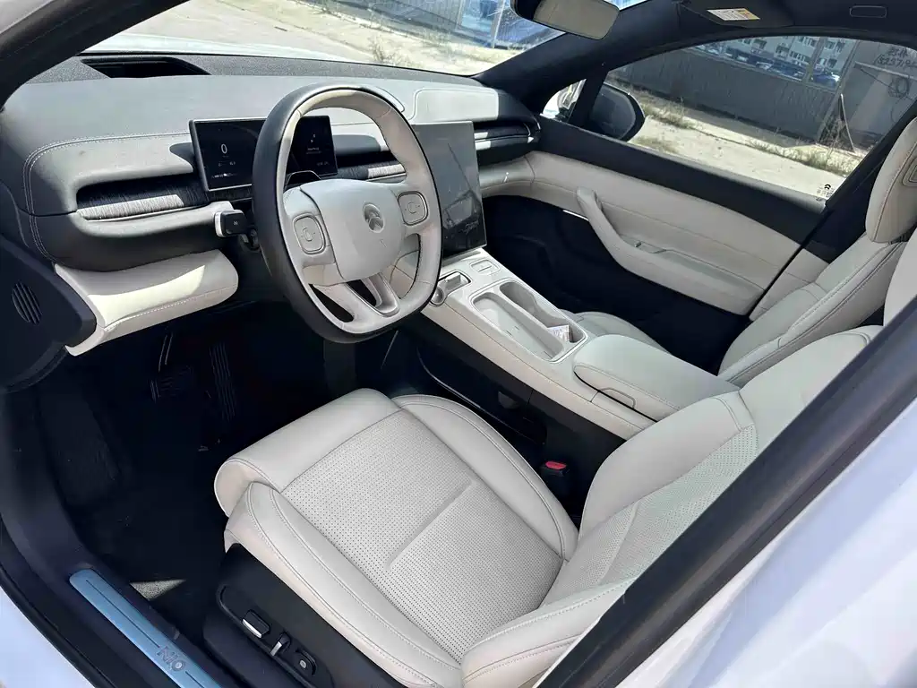 NIO ES6 — миниатюра 4