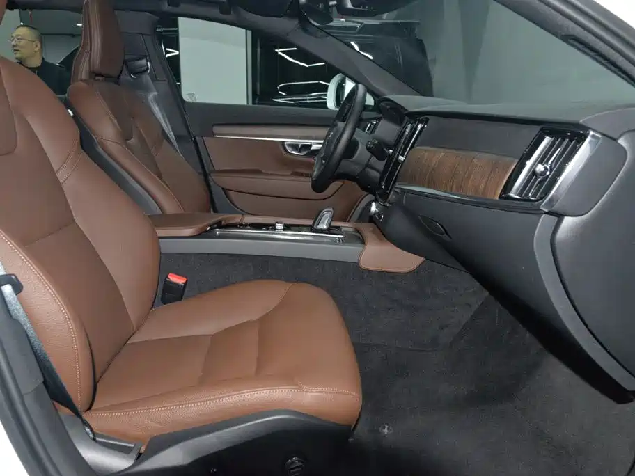 Volvo V90 — миниатюра 18
