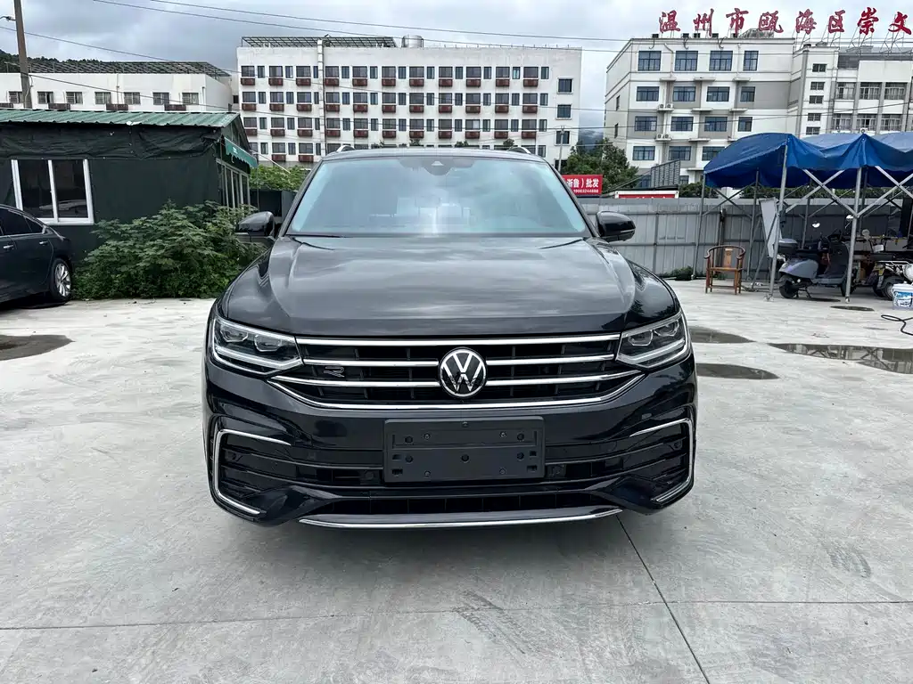 Volkswagen Tiguan L — миниатюра 6