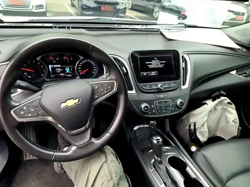 Chevrolet Malibu XL — миниатюра 10