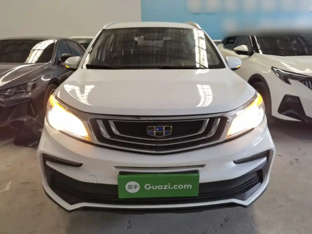 Geely Vision X3 — миниатюра 3