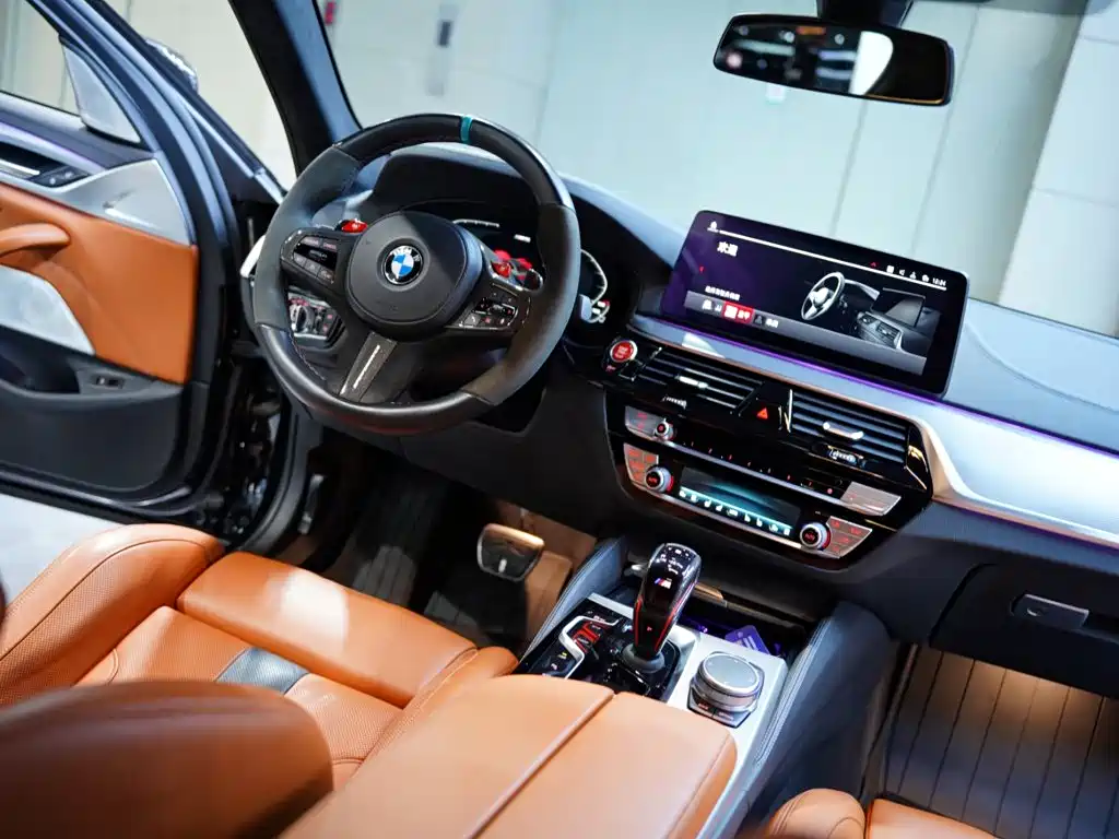 BMW M5 — миниатюра 41