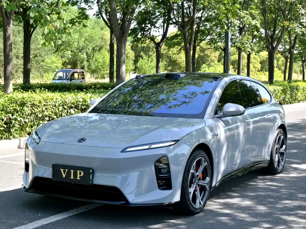 2025 Nio ET5 - zdjęcie 1 z 9