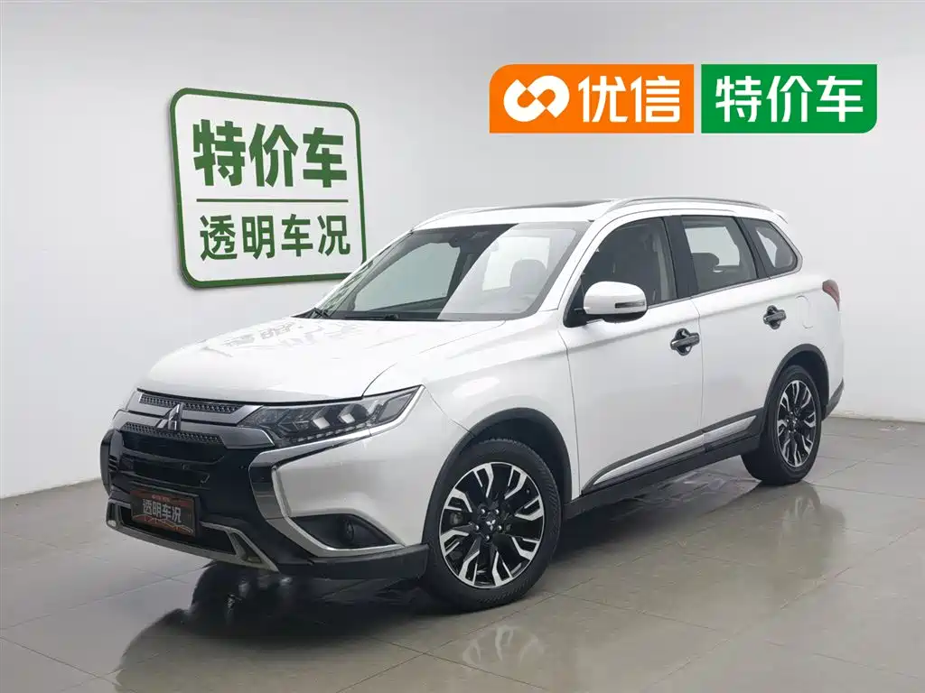 Mitsubishi Outlander 2019 2.4L 5 мест VI