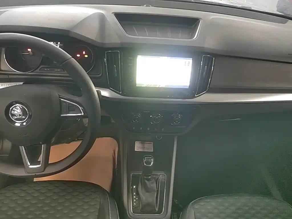 Skoda Kamiq — миниатюра 13