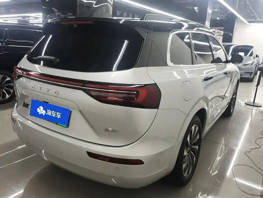 Aito M7 2024 1.5T Smart Drive Max 5 мест
