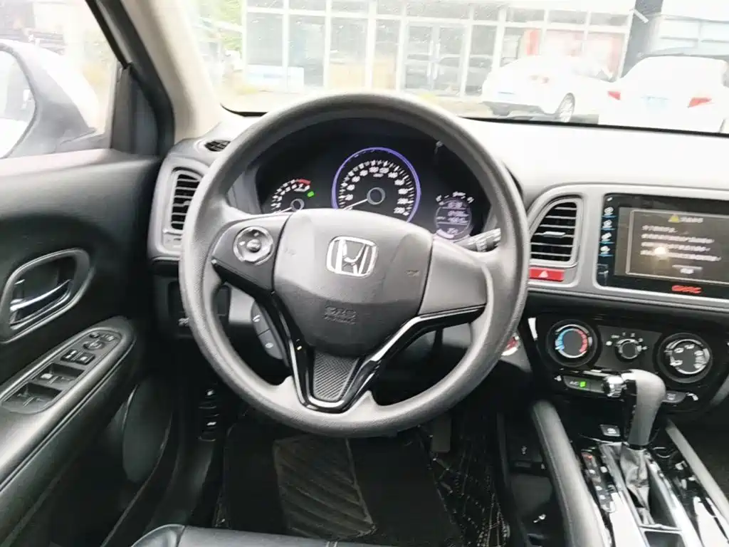 Honda Vezel — миниатюра 15