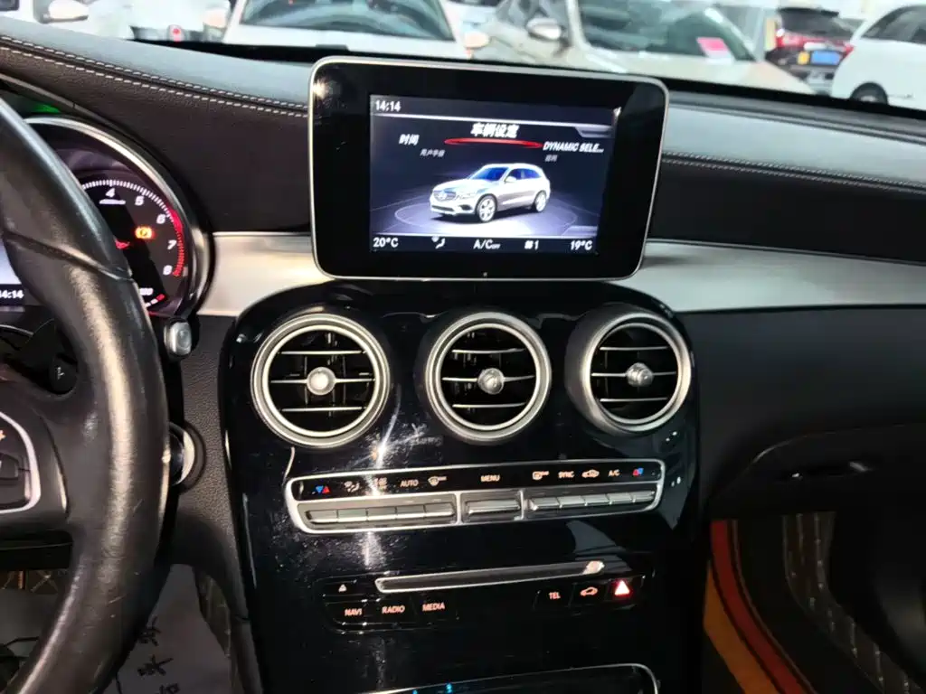 Mercedes-Benz GLC — миниатюра 13