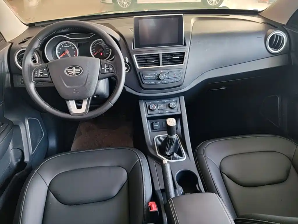 Bestune X40 — миниатюра 10