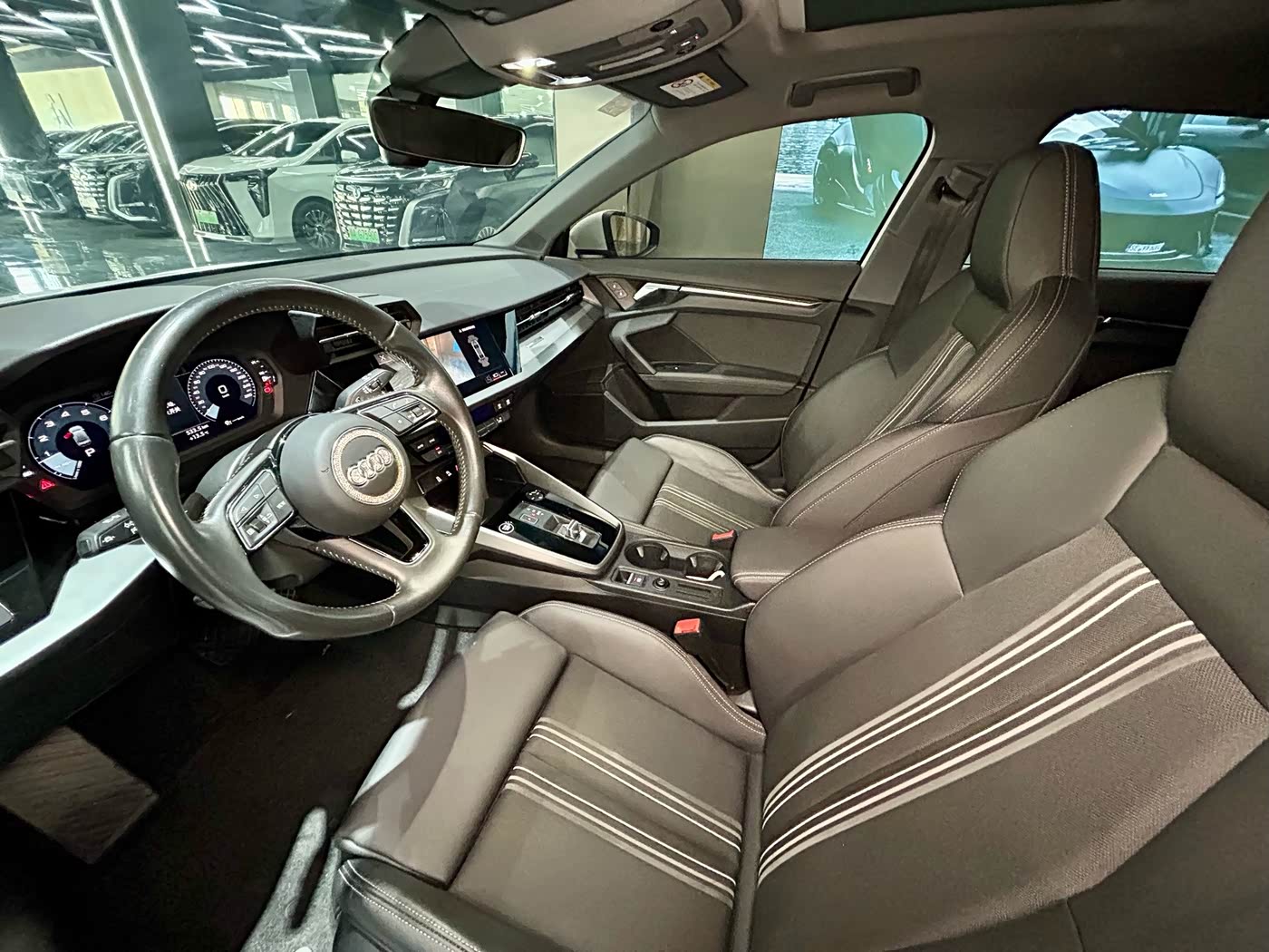 Audi A3 1.4 л 2022 г. Белый, пробег 44000 км