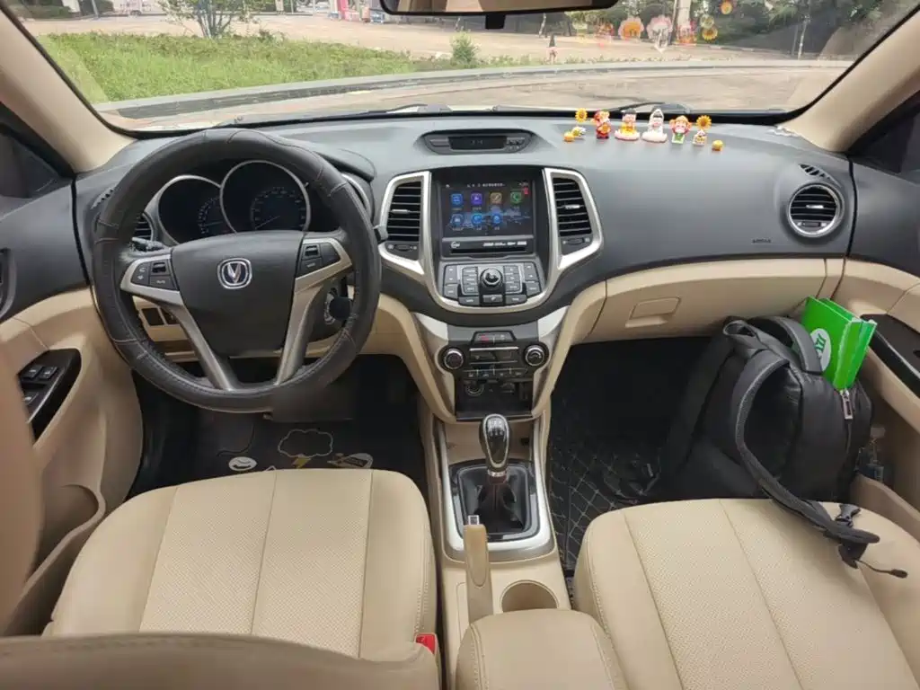 Changan Eado — миниатюра 10