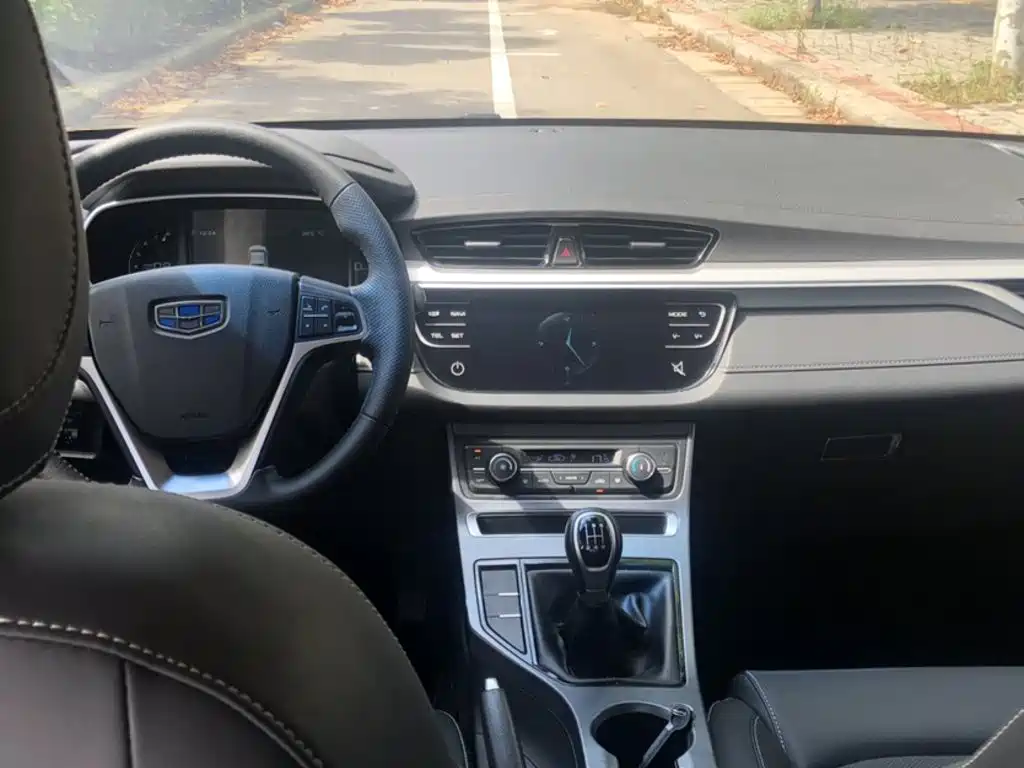 Geely Emgrand — миниатюра 14