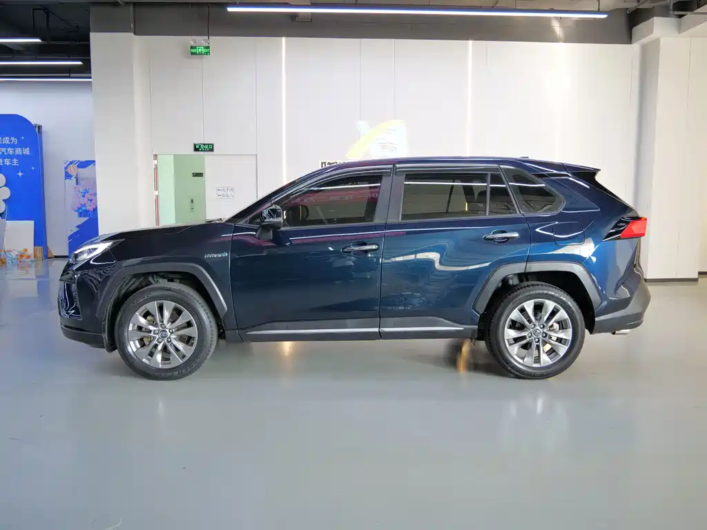 Toyota Wildlander — миниатюра 4