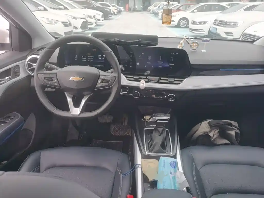 Chevrolet Monza — миниатюра 10