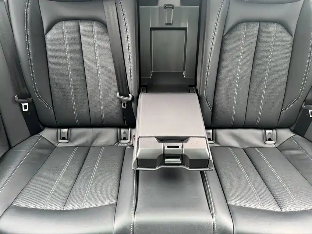 Audi A4L — миниатюра 15