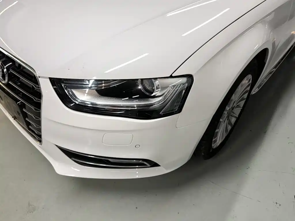 Audi A4L — миниатюра 24
