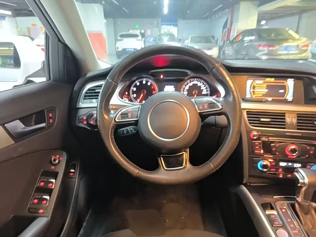 Audi A4L — миниатюра 11