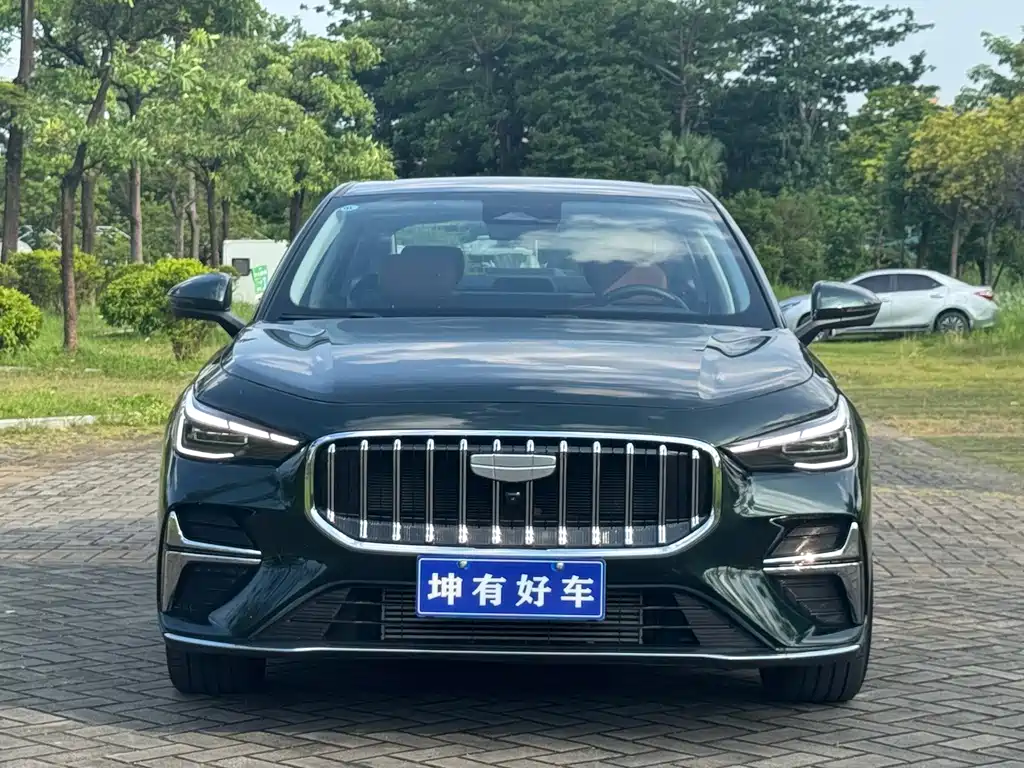 Geely Emgrand - фото 2