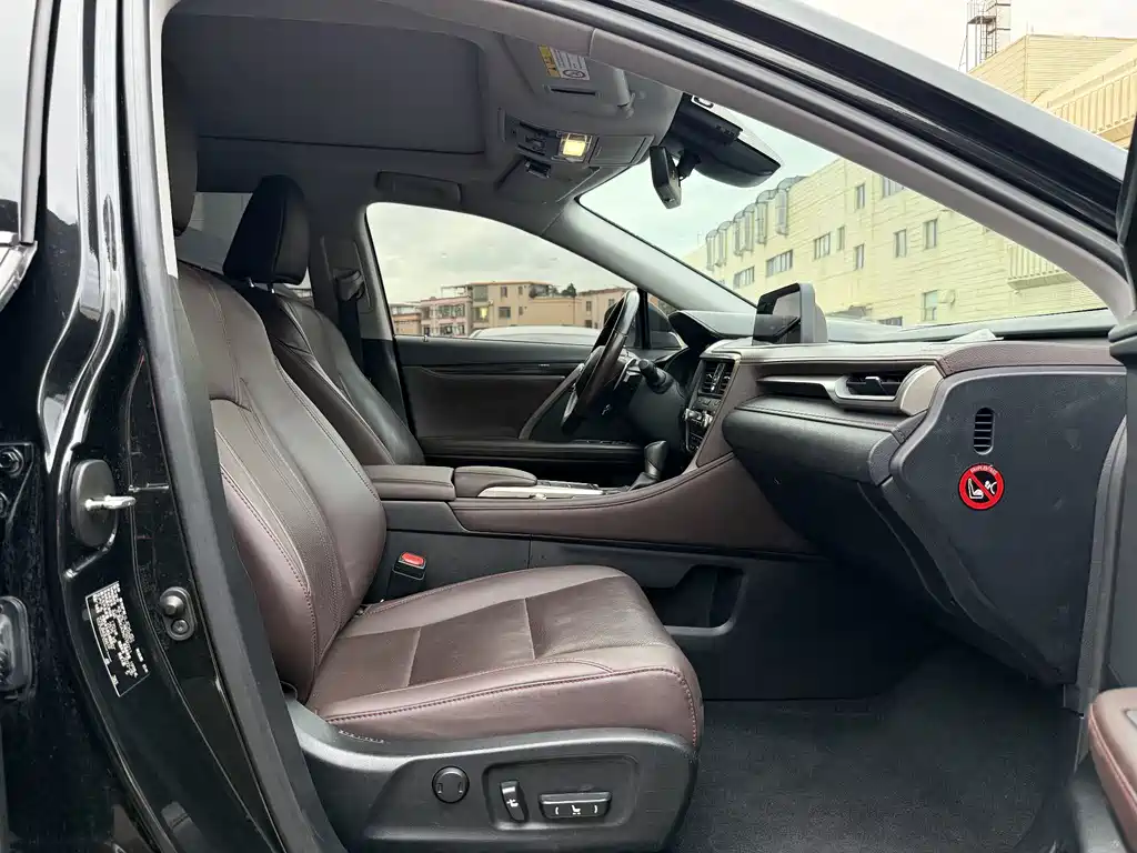 Lexus RX — миниатюра 10