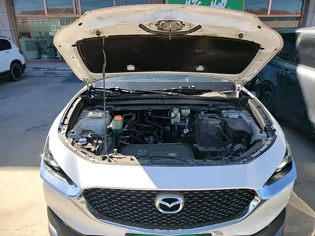 Mazda CX-30 EV — миниатюра 20