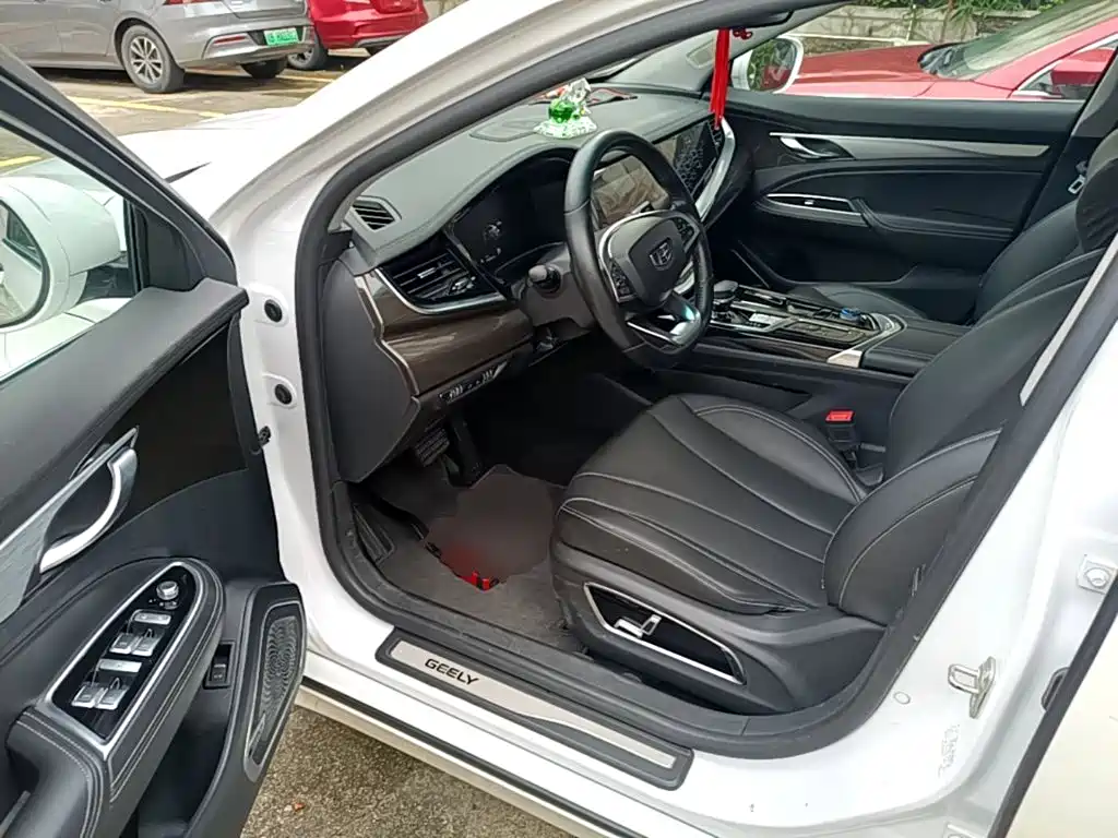 Geely Borui Hybrid — миниатюра 16